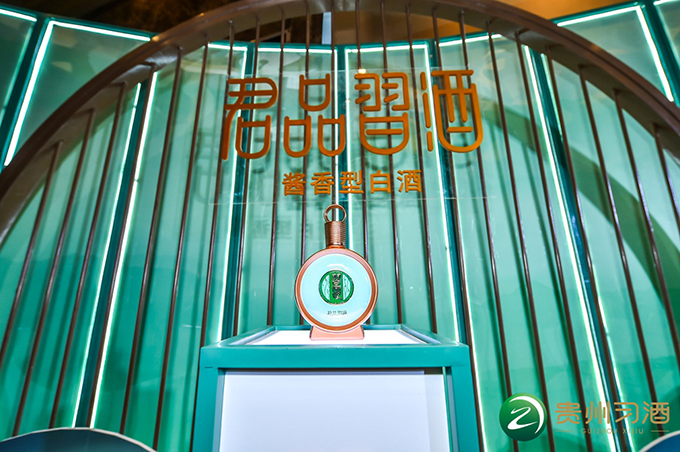 C:\Users\Administrator\Desktop\新建文件夹 (2)\2.png C:\Users\Administrator\Desktop\新建文件夹 (2)\2.png